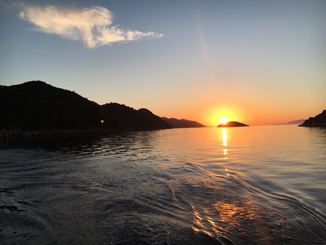 Sonnenuntergang &uuml;ber den Inseln bei Mljet, Kroatien